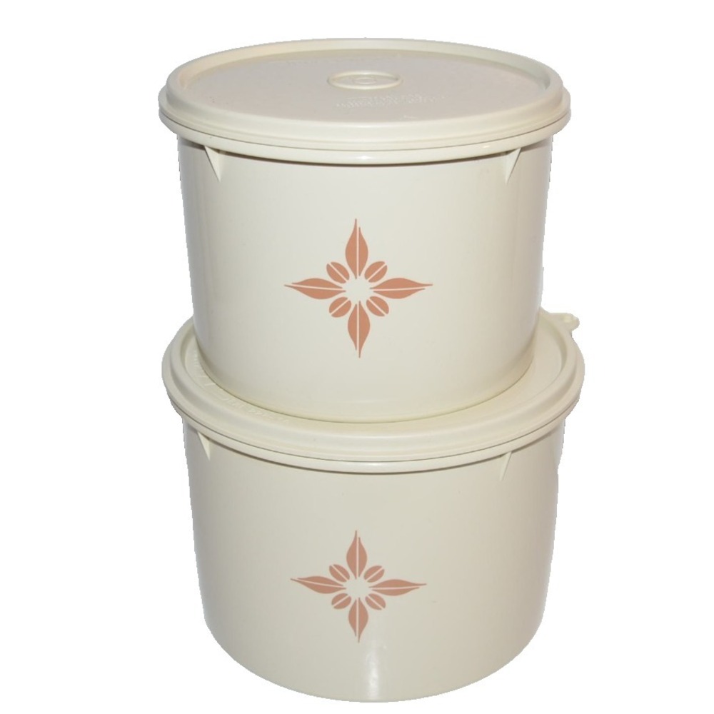 Tupperware Starburst‎ Canisters Almond Color #265-15 & 264-21 Round W/Lids X2